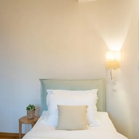 Olympus Terra Boutique Larissa