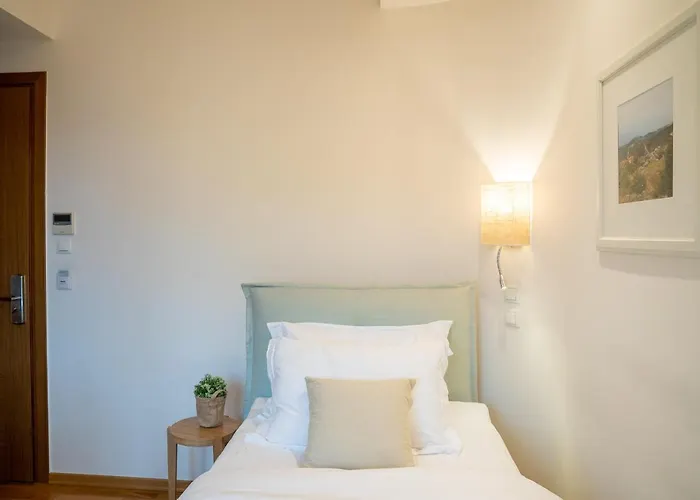 Olympus Terra Boutique Лариса